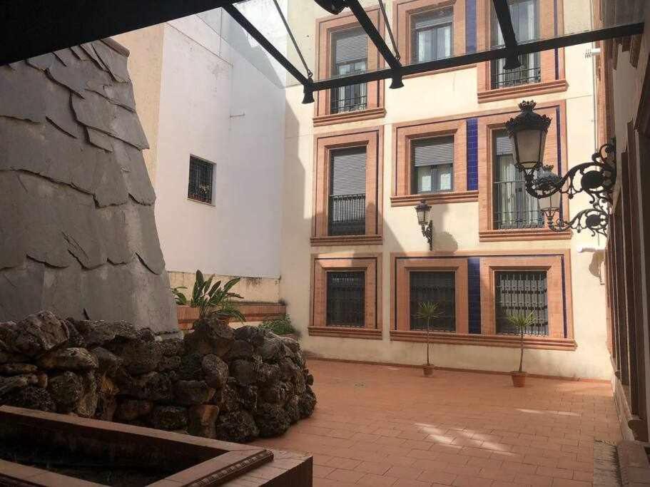 Atico San Bernardo Terraza Y Parking Incluido Apartman Sevilla Kültér fotó